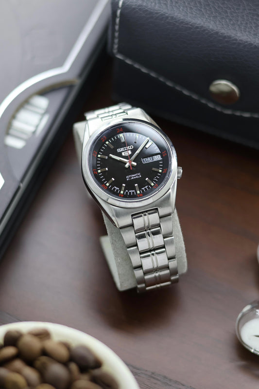 Seiko 5 Railway Time Black Dial with Glass Back - Automatic Vintage Watch (Pre Owned) - A353