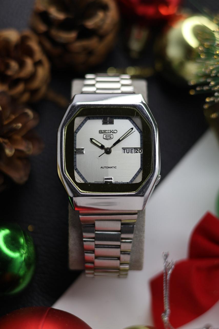 (Super Rare) 1981 Seiko 5 TV Dial - Automatic Vintage Watch (Pre Owned) - SE509