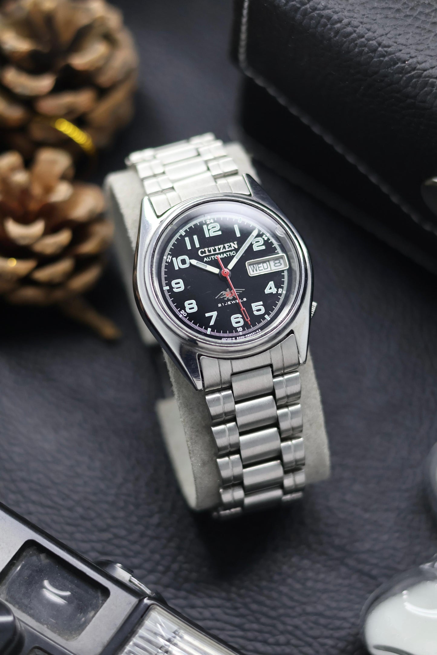 (Super Rare) Citizen Eagle 7 Black Field Dial - Automatic Vintage Watch (Pre Owned) - SE573