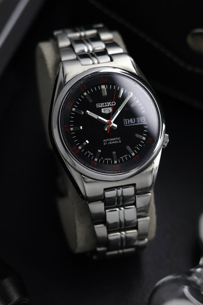 (Super Rare) Seiko 5 Railway Time Black Dial with Glass Back - Automatic Vintage Watch (Pre Owned) - SE733