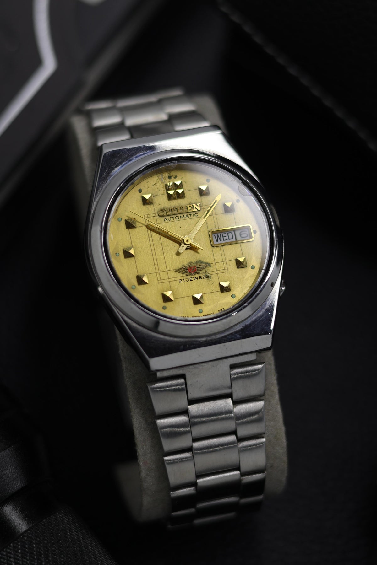 (Super Rare) Citizen Eagle 7 Gold Motif Dial - Automatic Vintage Watch (Pre Owned) - SE502