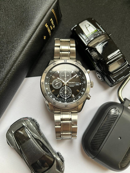 Seiko Chronograph 100m Black Dial (Pre Owned) - Main Image
