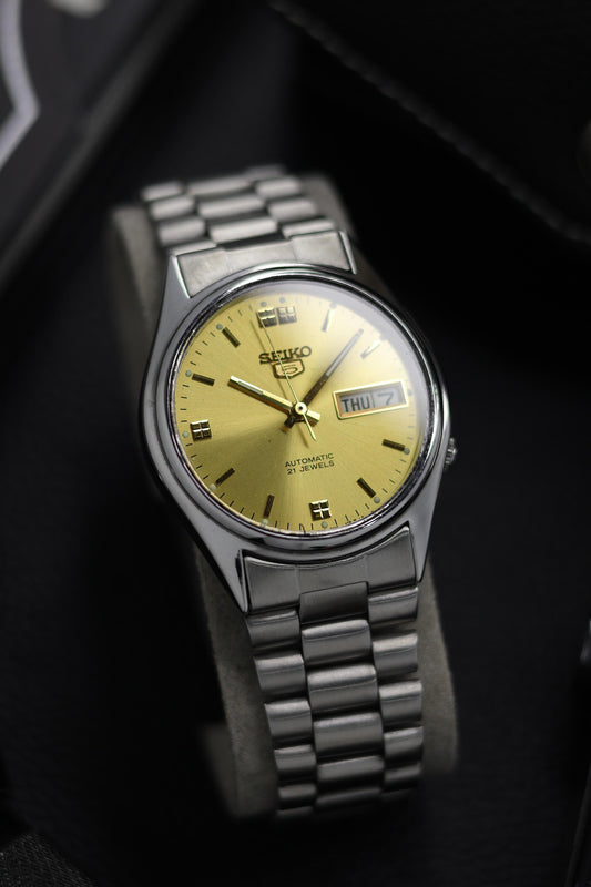 (Super Rare) Seiko 5 Gold Sunray Dial - Automatic Vintage Watch (Pre Owned) - SE451