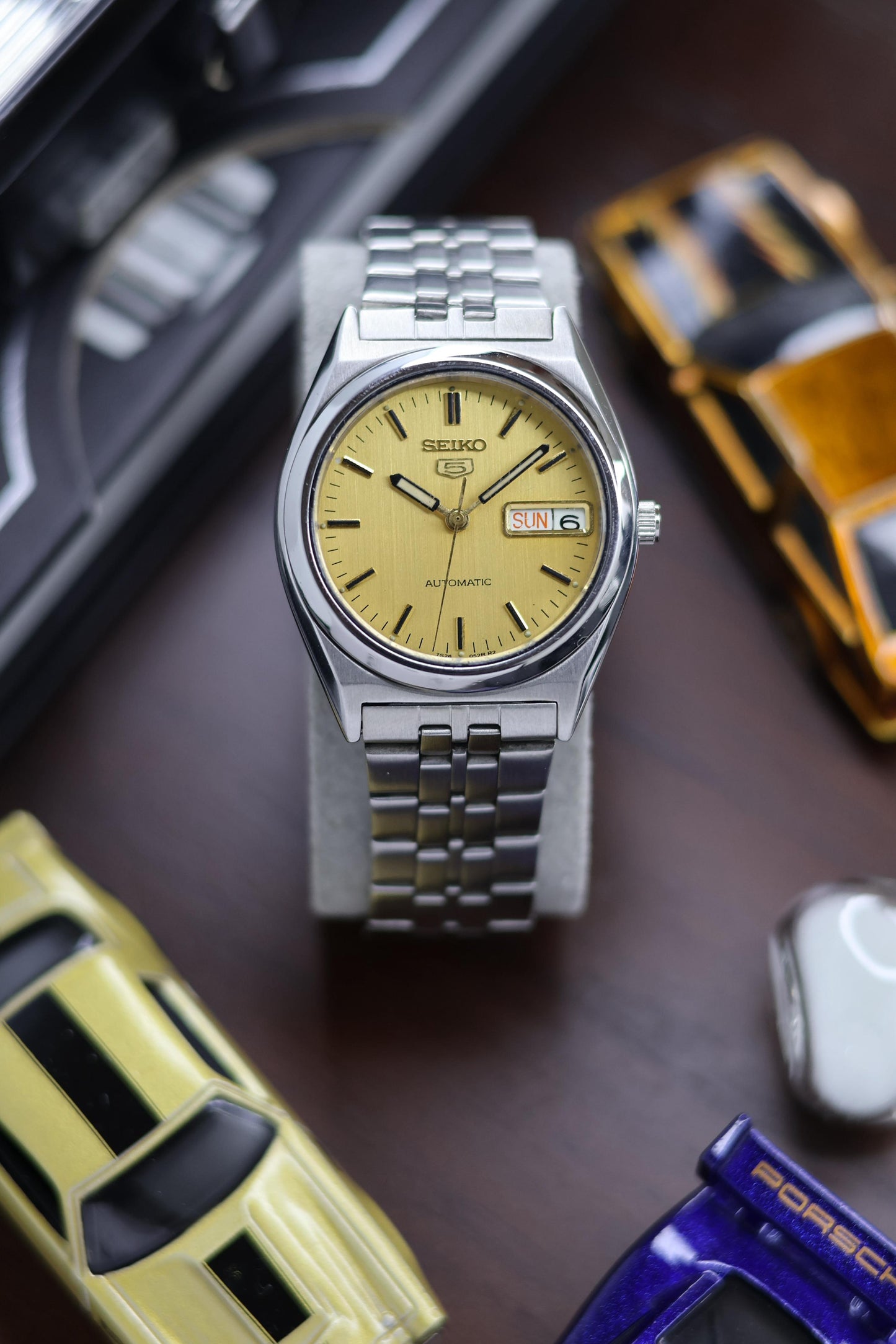 (Super Rare) Seiko 5 Gold Slate Dial with Glass Back - Automatic Vintage Watch (Pre Owned) - SE437