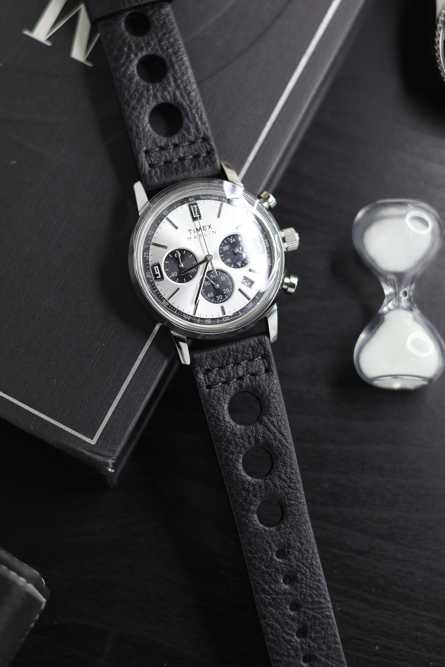 PREMIUM RALLY Style Perforated Genuine Leather Watch Strap (22mm) - with FREE Strap Tool!