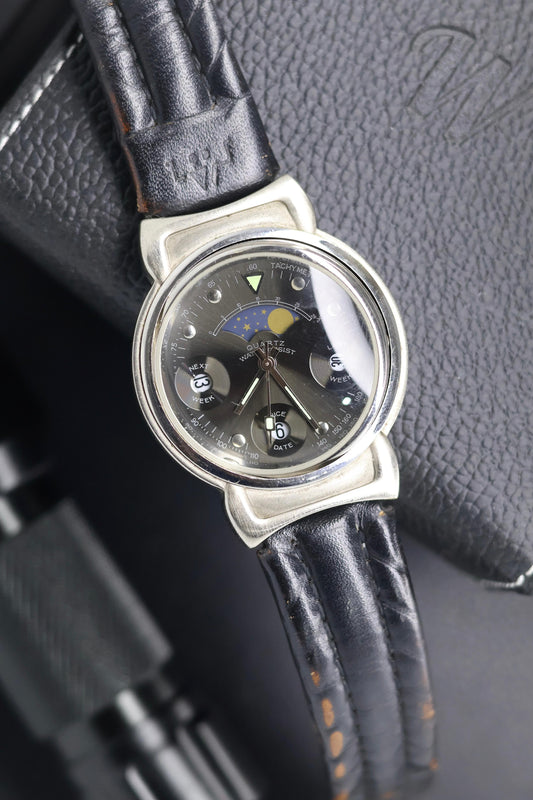 (ULTRA Rare) BODYHEAT 360°Rotating Dial Moonphase Watch with Triple Date - Quartz Vintage Watch (Pre Owned) - SE526