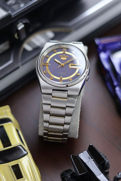 (Super Rare) 1986 Seiko 5 Navy Blue Motif Dial - Automatic Vintage Watch (Pre Owned) - SE493
