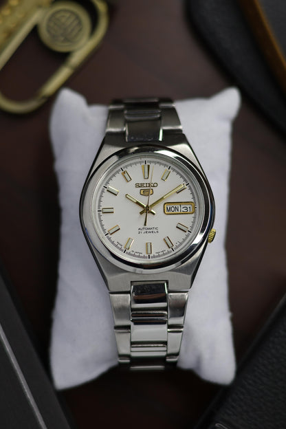 Seiko 5 White Dial with Glass Back (Pre Owned)