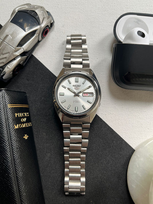 (Super Rare) Seiko 5 SNXS73 (Pre Owned)