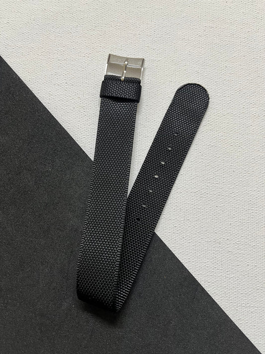 Black Nylon SINGLE PASS NATO Watch Strap (18mm)