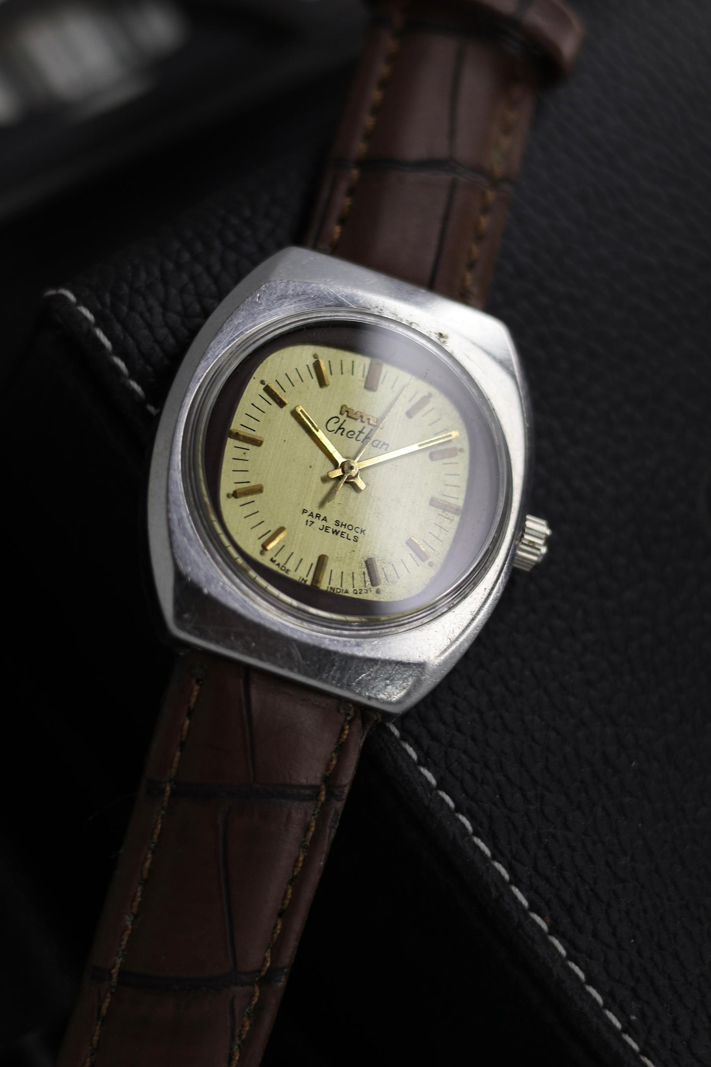 (Super Rare) Vintage HMT Chethan Champagne TV Dial - in Original Condition - Mechanical Hand Winding Watch (Pre Owned) - SE622