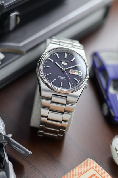 Seiko 5 Navy Blue Dial - Automatic Vintage Watch (Pre Owned) - SE545