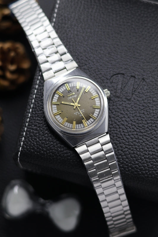Vintage HMT Chirag Gradient Dial - in Original Condition - Mechanical Hand Winding Watch (Pre Owned) - A595