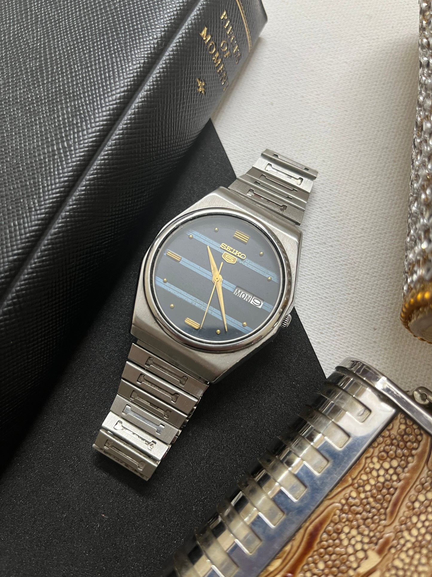 Seiko 5 Blue Patterned Dial (Pre-owned)