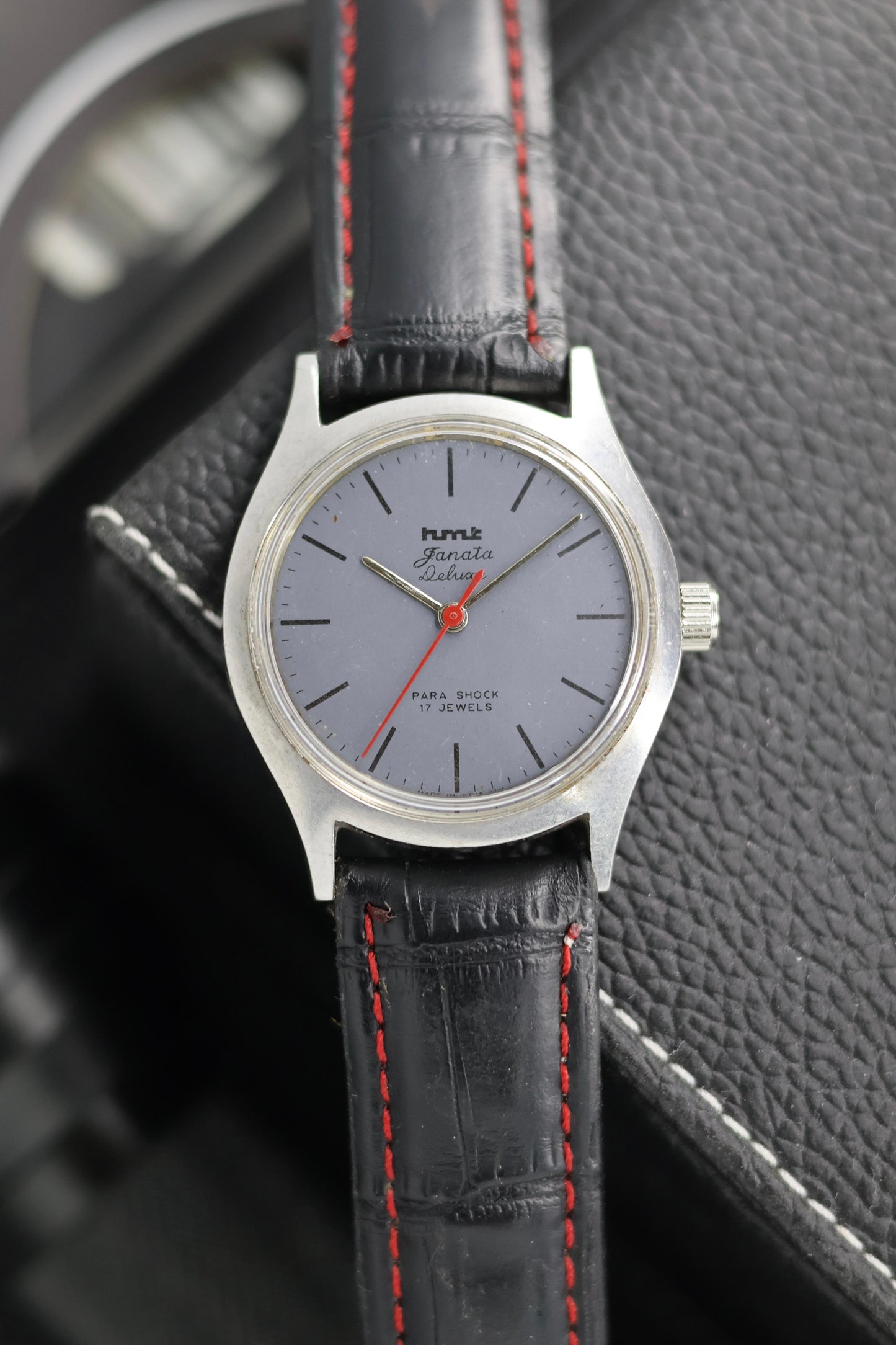 (Super Rare) Vintage HMT Janata Deluxe - in Original Condition - Mechanical Hand Winding Watch (Pre Owned) - SE987