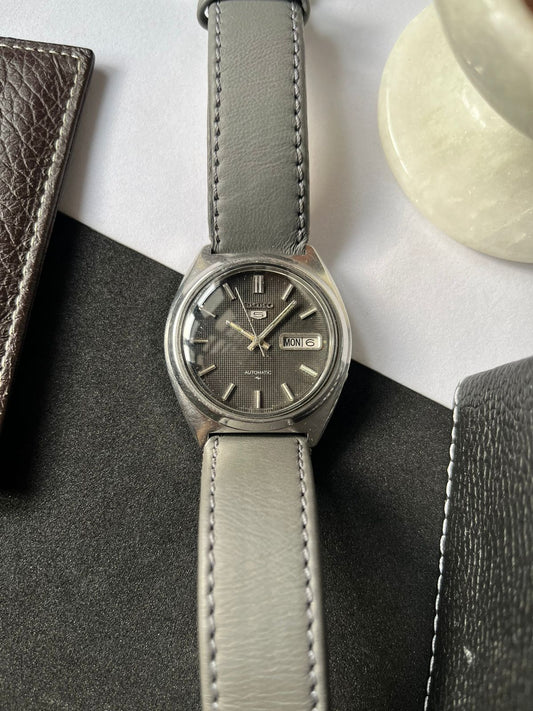 1980 Seiko 5 Black Dial (Pre Owned)