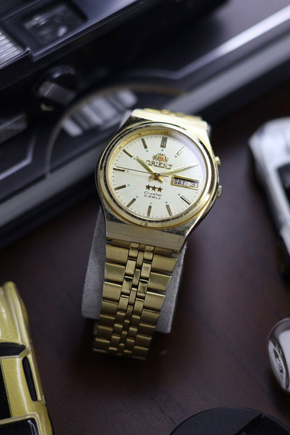 (Super Rare) Orient Tri-Star Crystal Linen Dial - Automatic Vintage Watch (Pre Owned) - SE479