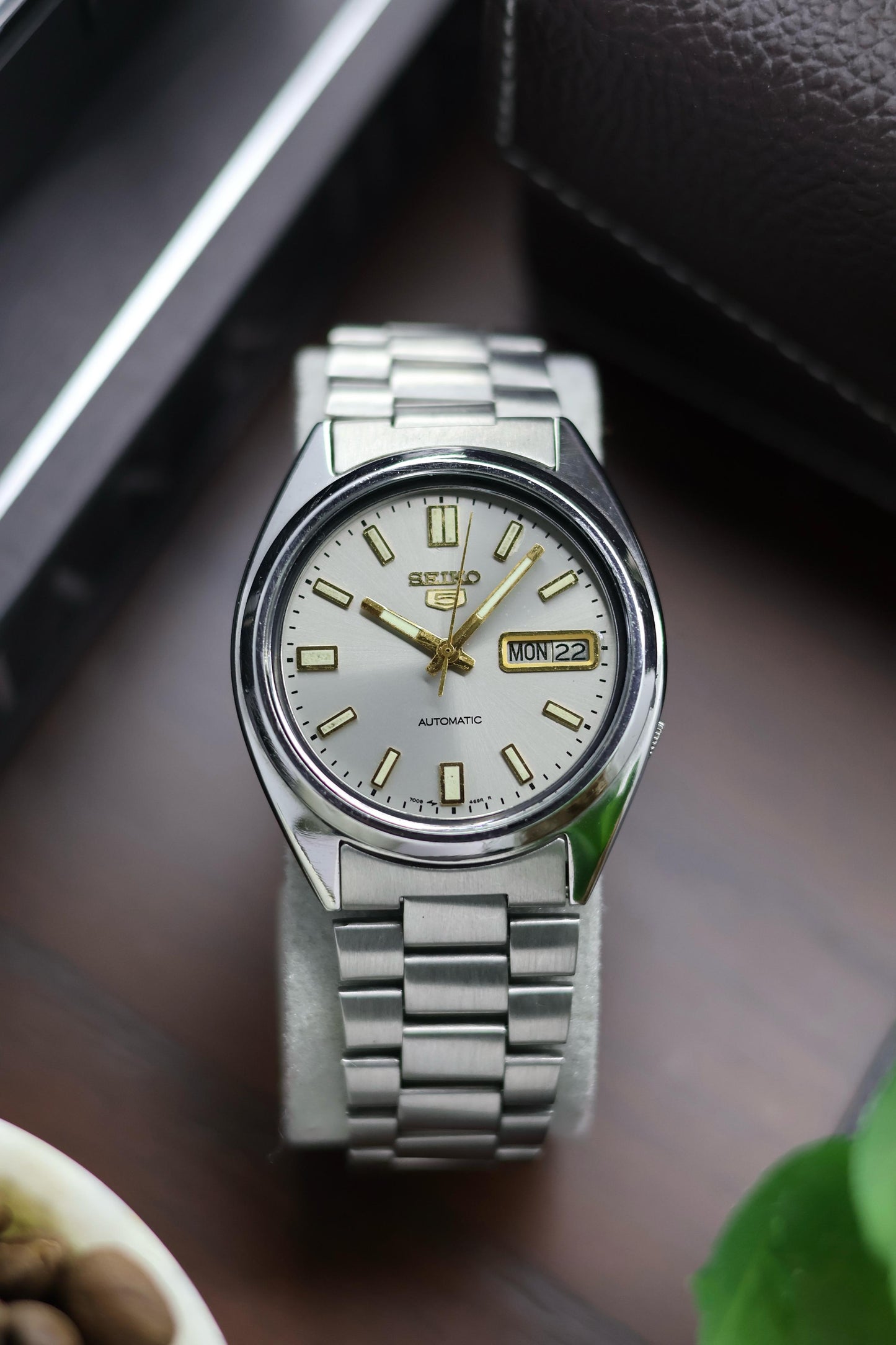 (Super Rare) Seiko 5 Silver Sunburst Dial - Automatic Watch (Pre Owned) - A64