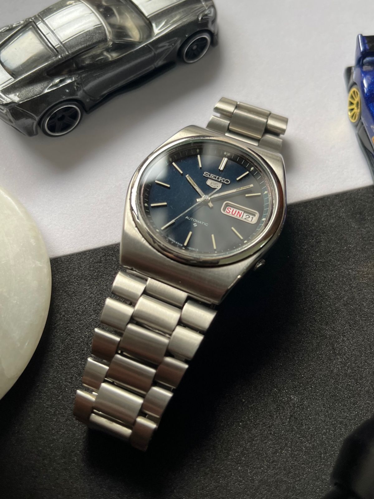 1978 Seiko 5 Navy Blue Lacquered Dial (Pre Owned)