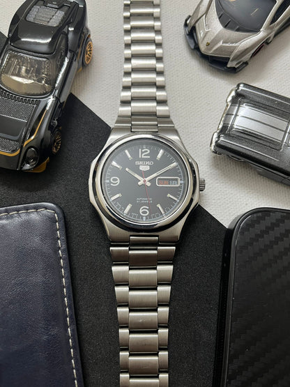 (Super Rare) Seiko 5 SNKK59 “Seikonaut” (Pre Owned)