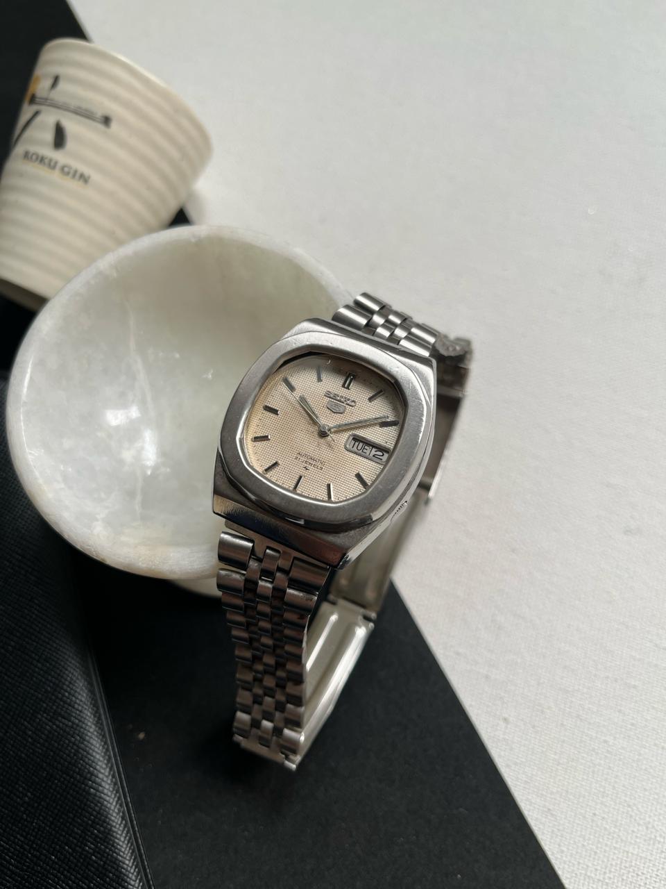 (Super Rare) 1970s Seiko 5 ‘Nautilus’ Patterned Dial (Pre Owned)