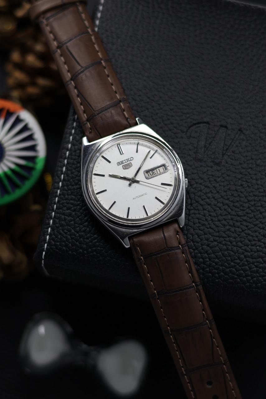 1990 Seiko 5 White Dial - Automatic Vintage Watch (Pre Owned) - SE600