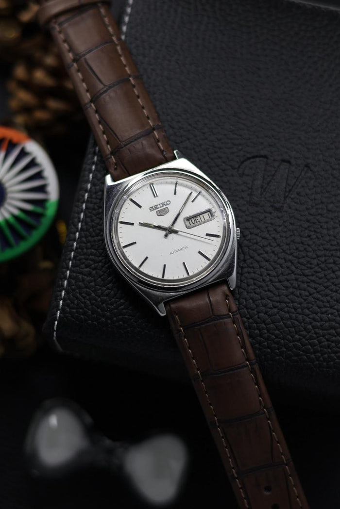 1990 Seiko 5 White Dial - Automatic Vintage Watch (Pre Owned) - SE600