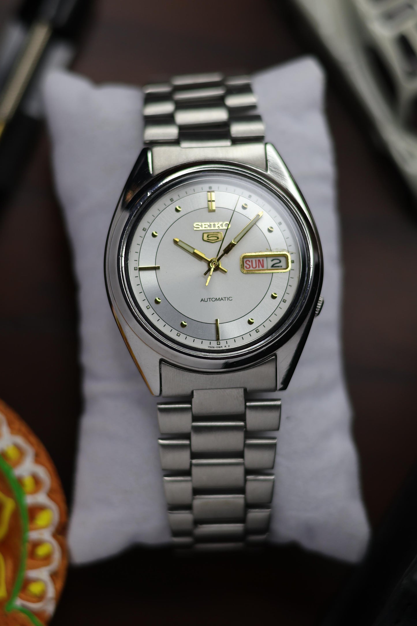 Seiko 5 Silver Patterned Dial with Glass Back (Pre Owned)