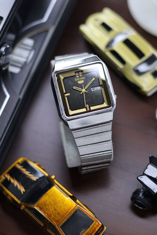 (Super Rare) 1974 Seiko 5 TV Dial - Automatic Vintage Watch (Pre Owned) - SE473