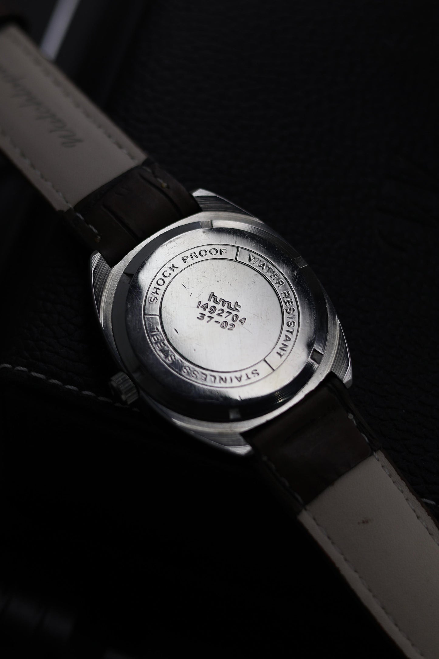 (Super Rare) Vintage HMT Chanakya Maroon TV Dial - in Original Condition - Mechanical Hand Winding Watch (Pre Owned) - SE671