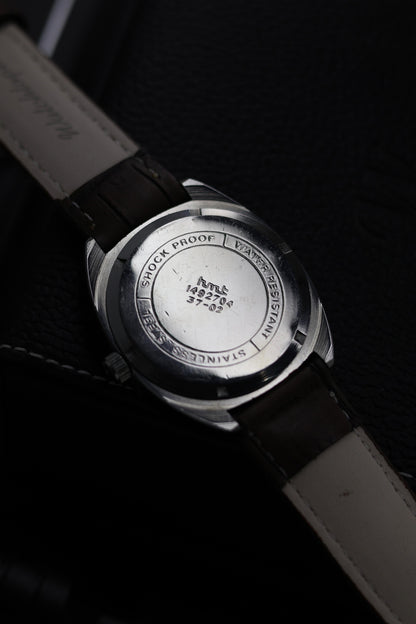 (Super Rare) Vintage HMT Chanakya Maroon TV Dial - in Original Condition - Mechanical Hand Winding Watch (Pre Owned) - SE671