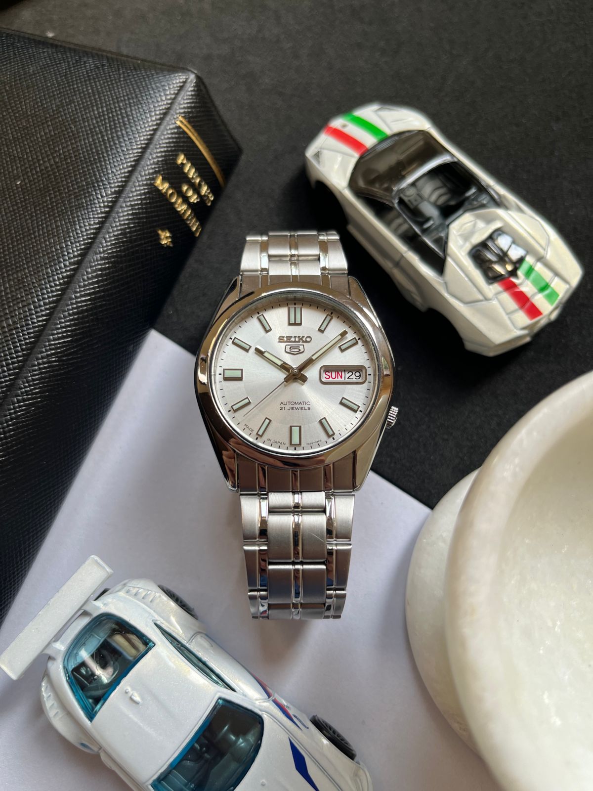 Seiko 5 White Dial (Pre Owned)