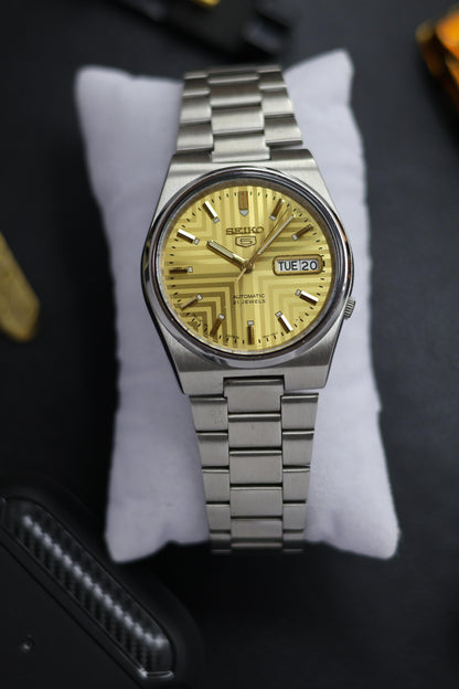 (Super Rare) Seiko 5 Gold Motif Dial with Glass Back (Pre Owned)