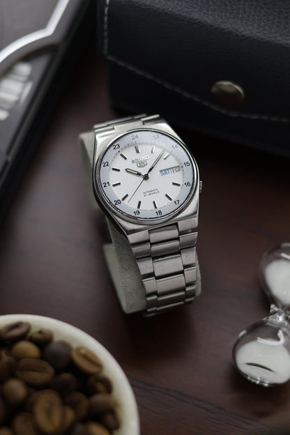 Seiko 5 Railway Time White Dial - Automatic Vintage Watch (Pre Owned) - SE460