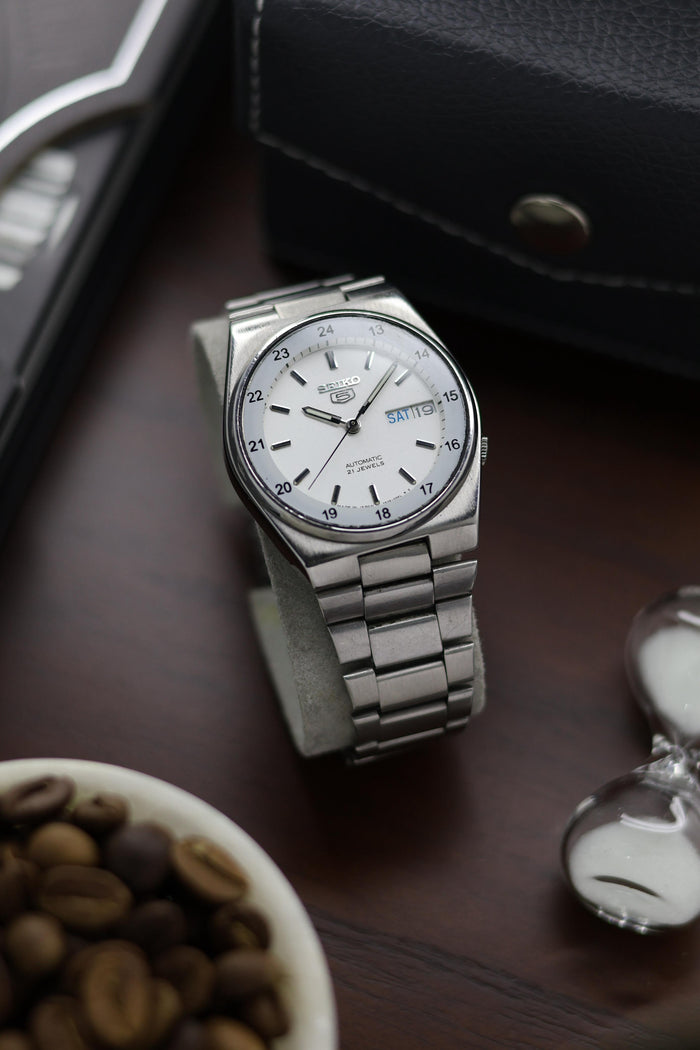 Seiko 5 Railway Time White Dial - Automatic Vintage Watch (Pre Owned) - SE460