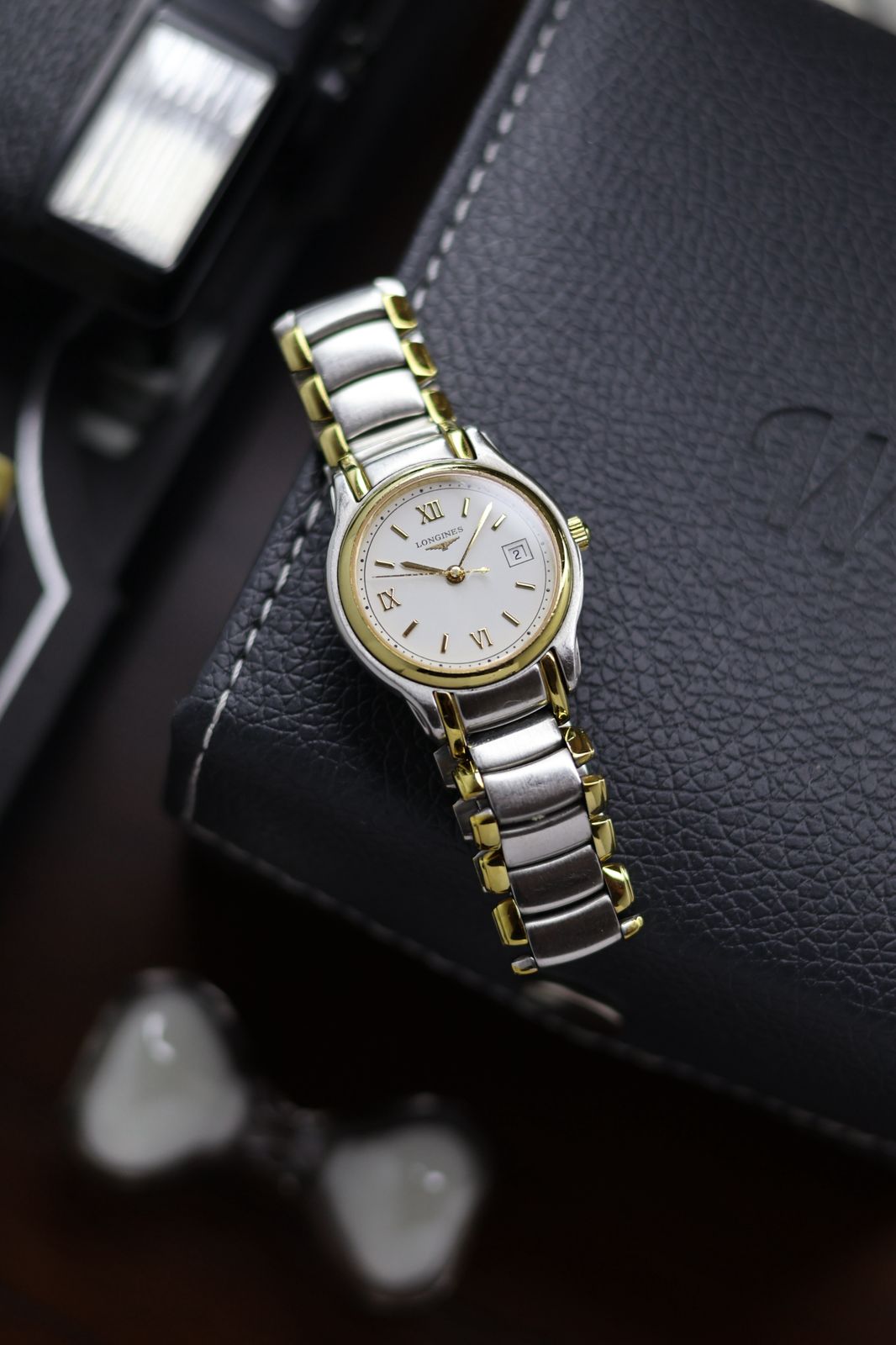 (Extremely Rare) LONGINES Ladies Two-Tone Enamel Dial - Swiss Vintage Watch (Pre Owned)