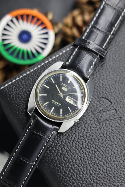 (Super Rare) 1970 Seiko 5 Sports Automatic Black Dial - Automatic Vintage Watch (Pre Owned) - SE570