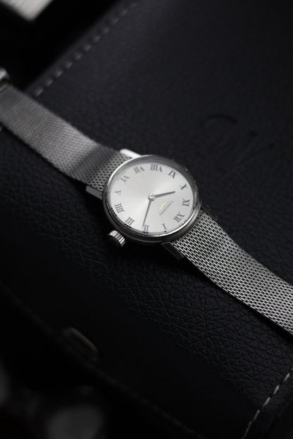 (Extremely Rare) LONGINES Ladies 17J Mechanical Hand-Winding Silver Dial with Integrated Mesh Bracelet - Swiss Vintage Watch (Pre Owned) - SE526