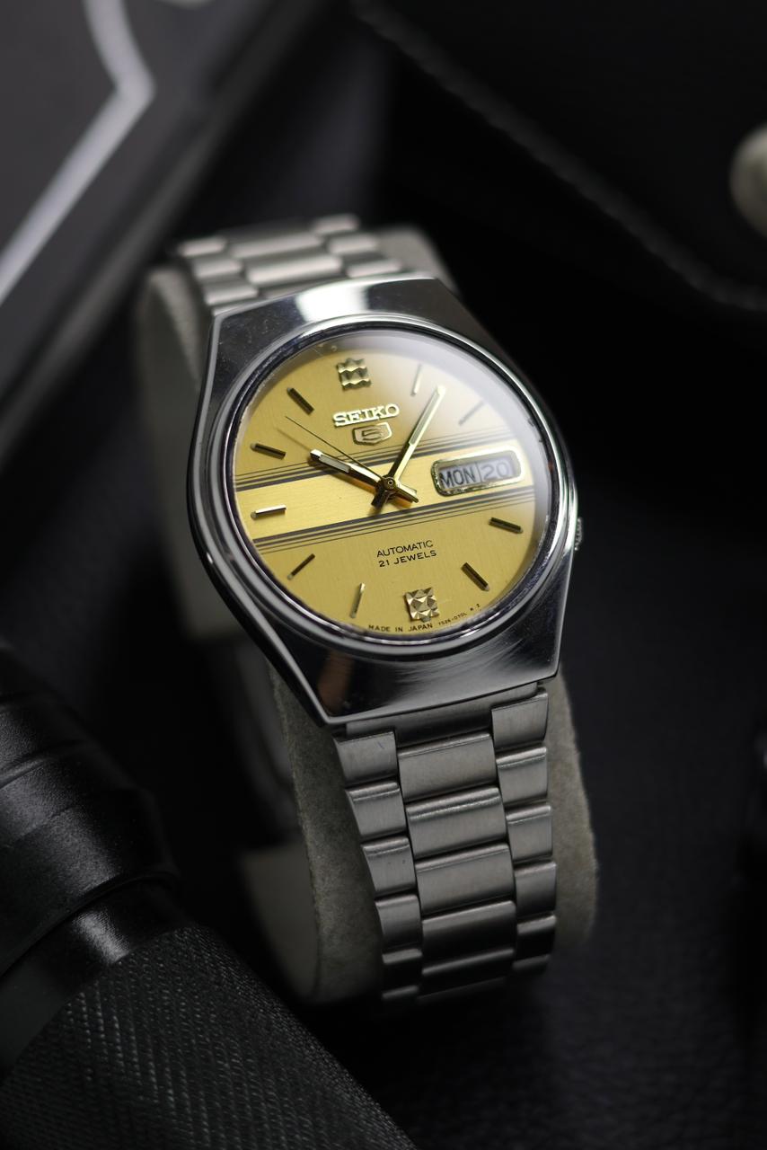 (Super Rare) 1998 Seiko 5 Gold Motif Dial - Automatic Vintage Watch (Pre Owned) - SE579
