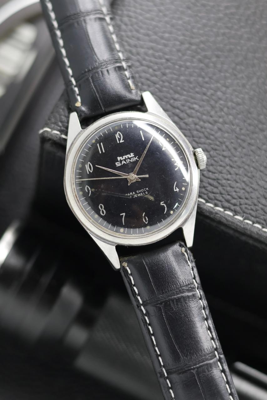 (Super Rare) Vintage HMT Sainik - in Original Condition - Mechanical Hand Winding Watch (Pre Owned) - SE666