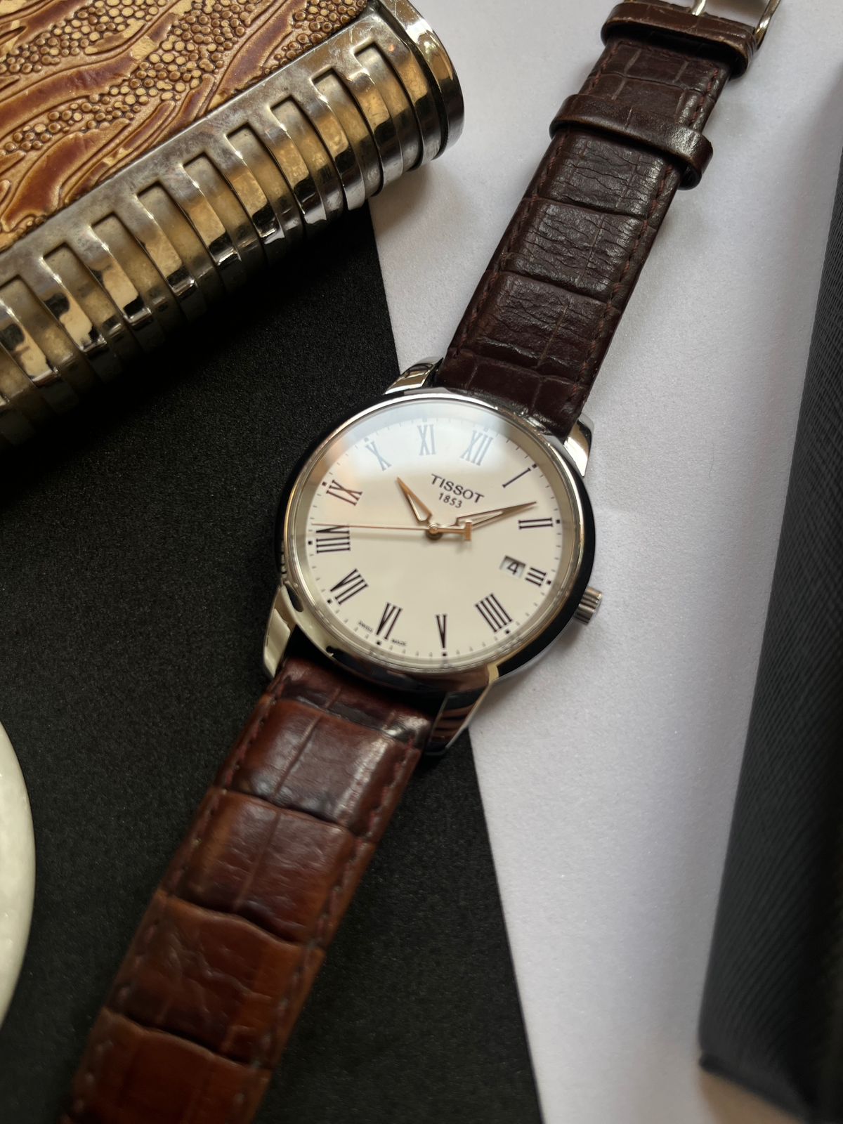 Tissot White Dial with Leather Strap (Pre-owned)