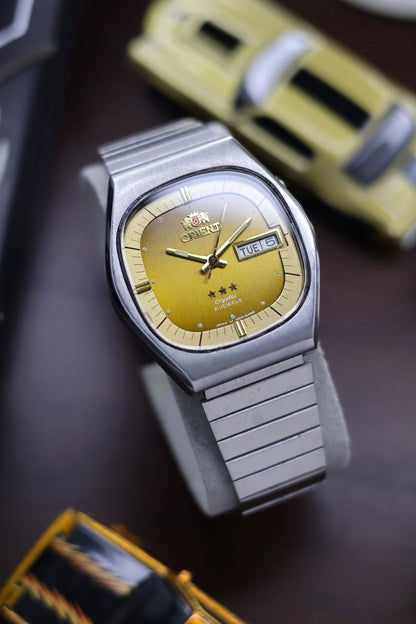 (Extremely Rare) Orient Tri-Star Crystal Gradient TV Dial - Automatic Vintage Watch (Pre Owned) - SE471