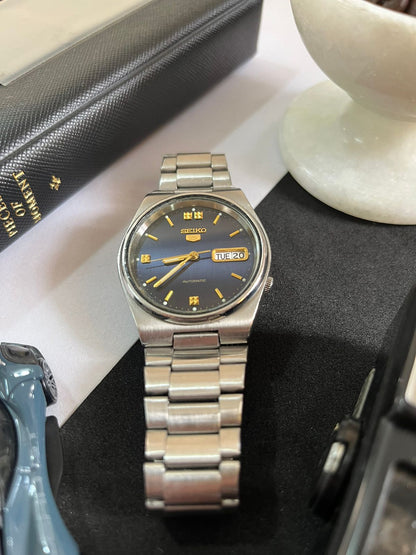 Seiko 5 Navy Blue Dial (Pre Owned)