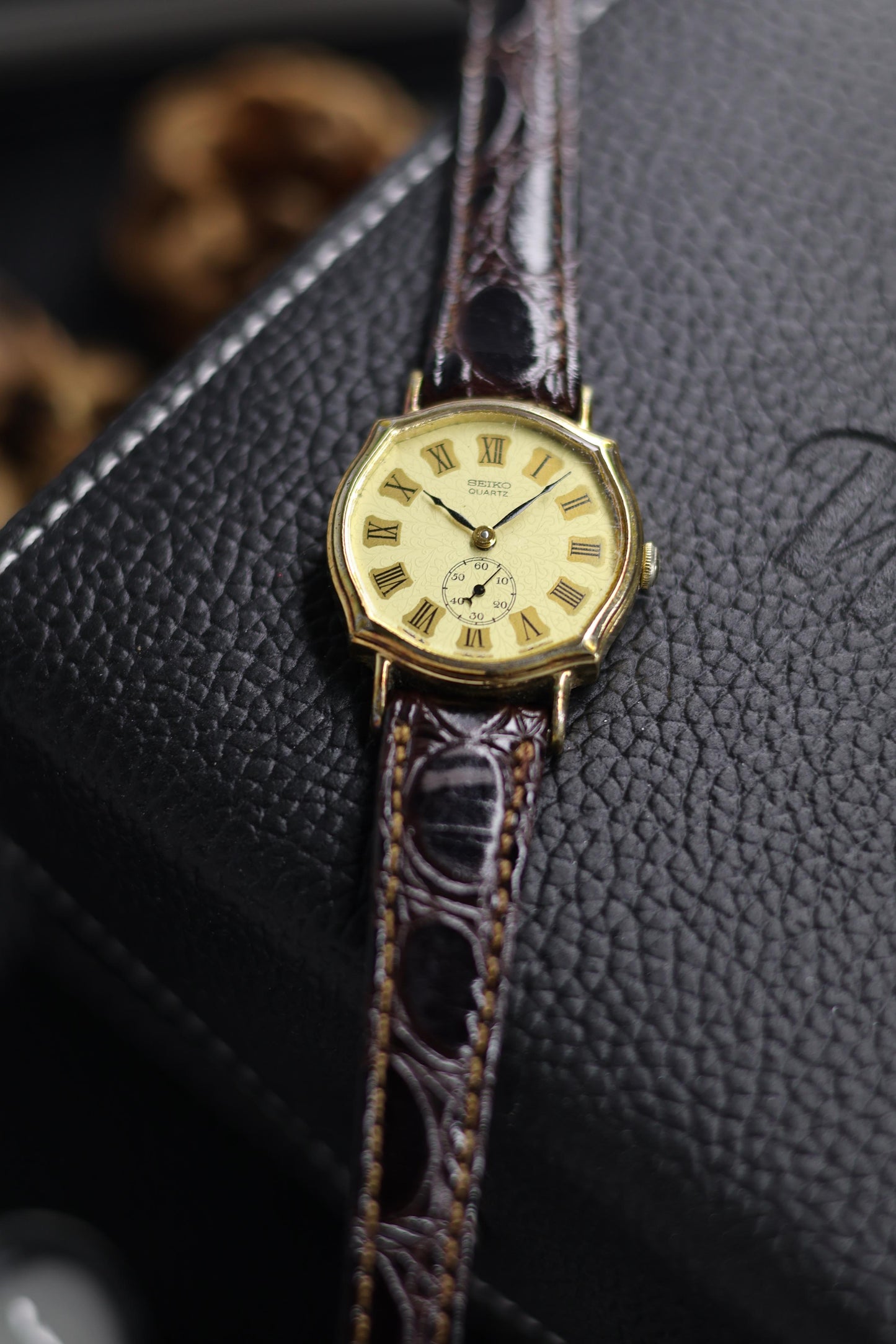 (JDM - ULTRA RARE) 1981 Seiko Ladies Gold Plated Embossed Dial with Small Seconds - Quartz Vintage Watch (Pre Owned) - SE400