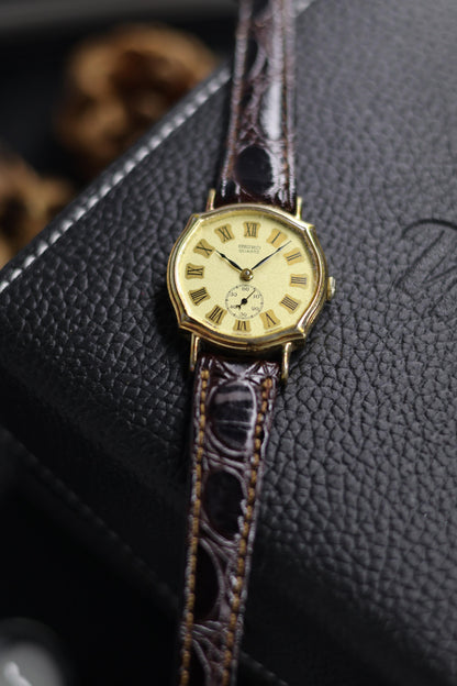 (JDM - ULTRA RARE) 1981 Seiko Ladies Gold Plated Embossed Dial with Small Seconds - Quartz Vintage Watch (Pre Owned) - SE400