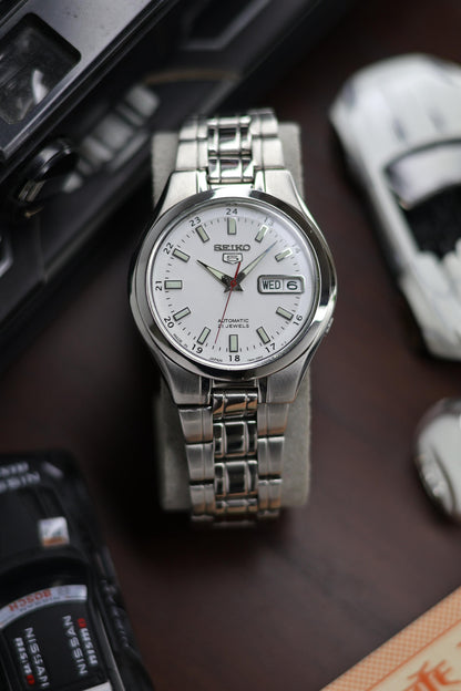 (Super Rare) Seiko 5 Railway Time White Dial with Glass Back - Automatic Vintage Watch (Pre Owned) - SE512