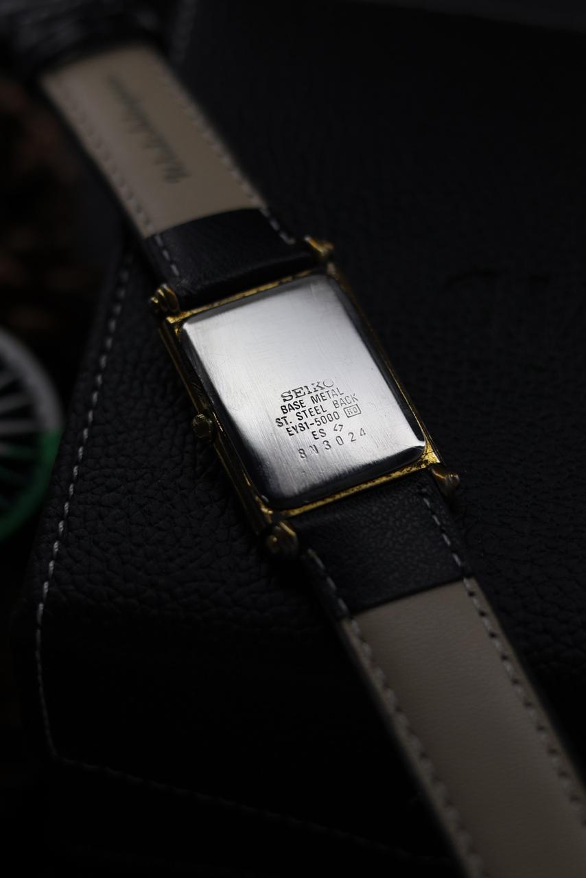 (JDM - Extremely Rare) 1988 Seiko Tank Art Deco Enamel Dial - Quartz Vintage Watch (Pre Owned) - SE633