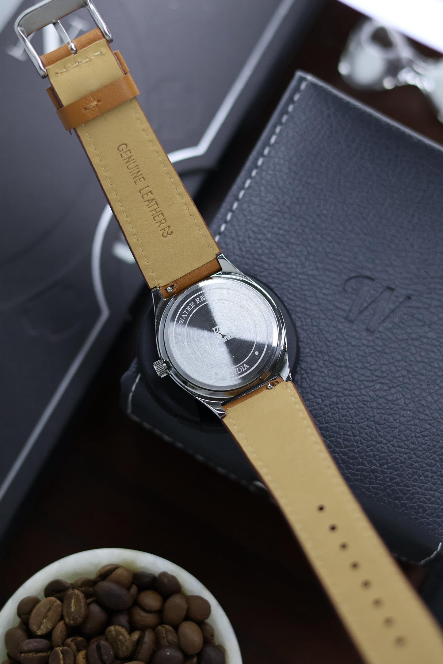 Premium Fitted 18mm Quick-Release Leather Strap + FREE Strap Tool!