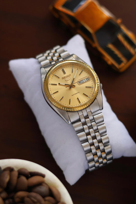 (Super Rare) Seiko 5 Two-Tone Champagne Dial with Fluted Bezel & Glass Back (Pre Owned)