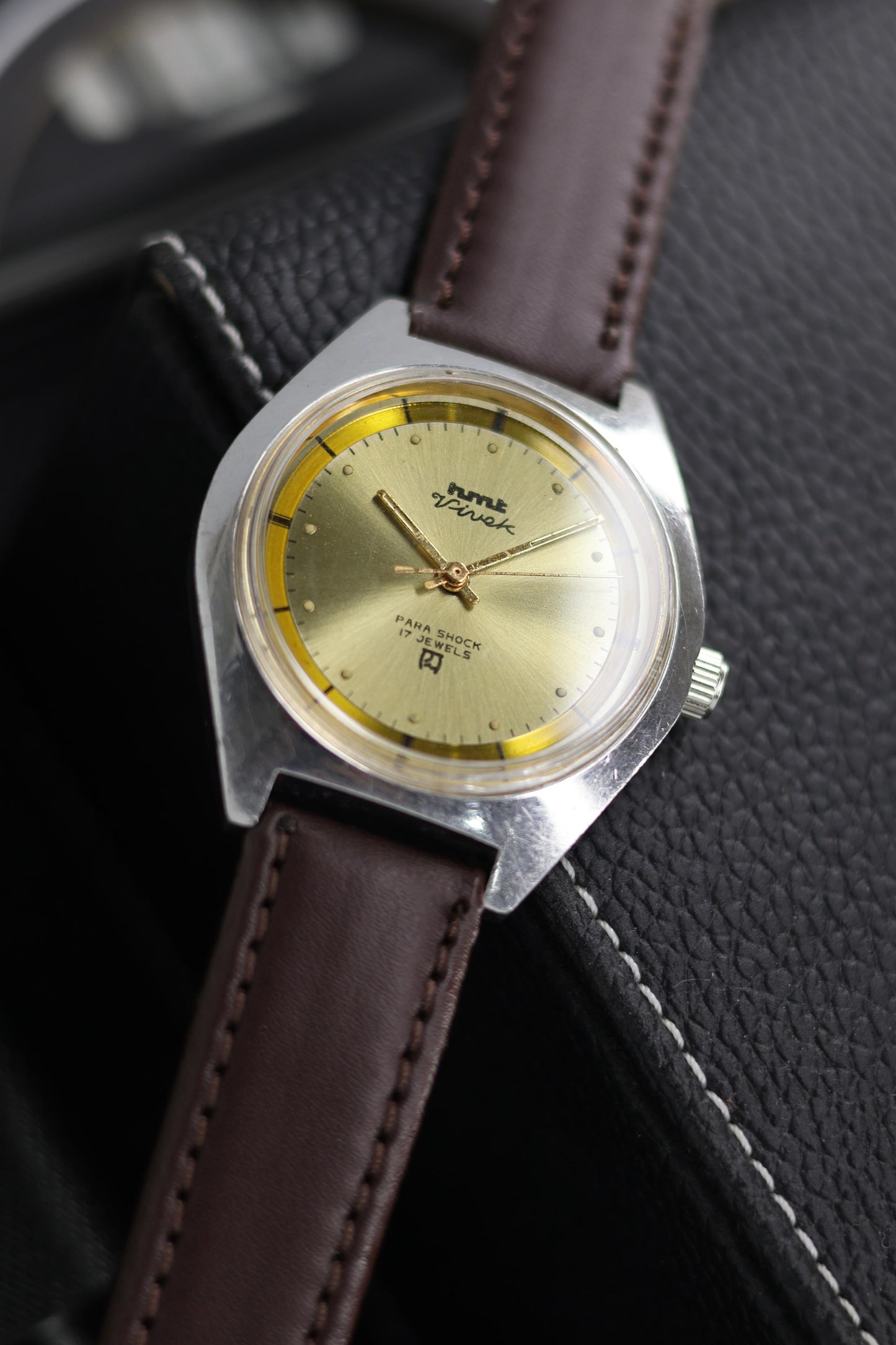 (Super Rare) Vintage HMT Vivek Gold Sunray Dial - in Original Condition - Mechanical Hand Winding Watch (Pre Owned) - SE607